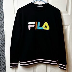 Vintage Fila Black Crewneck Sweater with Multicolor Logo